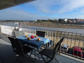 Appartement face port pour 4 personnes